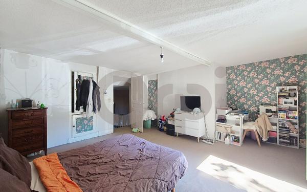 Maison à vendre    3 pièces •  Terrasson-Lavilledieu