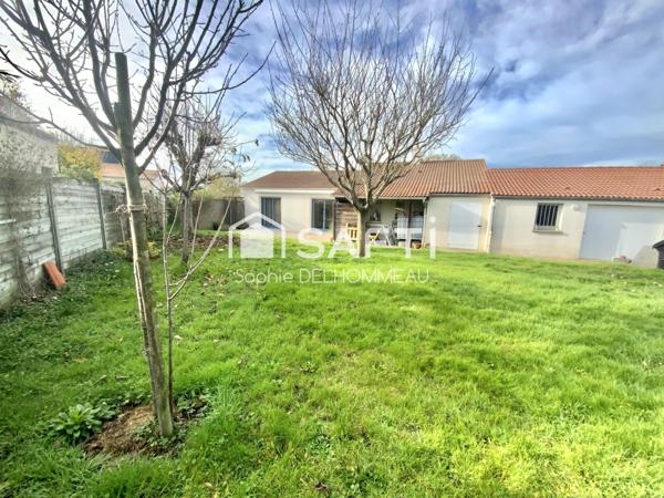 Maison plain pied 3 chambres, garage et jardin clos