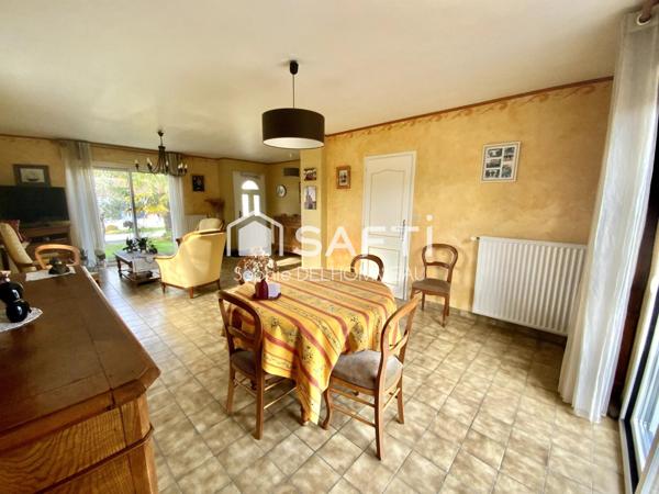 Maison plain pied 3 chambres, garage et jardin clos