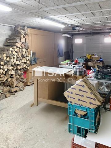 Maison de 1988 à fort potentiel – Sous-sol aménageable et  jardin de 1700 M² – Thénac