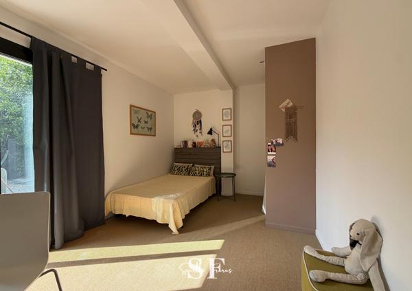 Maison 5 pièce(s) 3 chambre(s) 208 m²