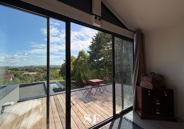 Maison 5 pièce(s) 3 chambre(s) 208 m²