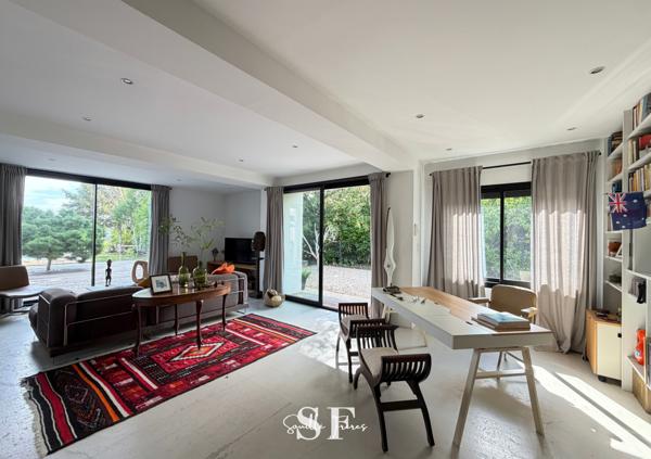 Maison 5 pièce(s) 3 chambre(s) 208 m²