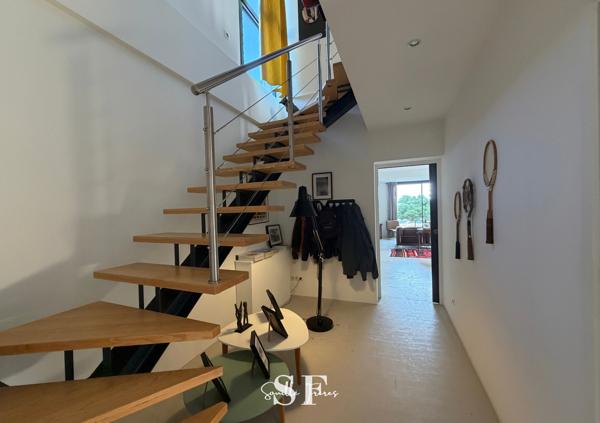Maison 5 pièce(s) 3 chambre(s) 208 m²