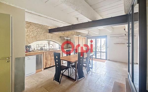 Maison à vendre    5 pièces •  Sommières