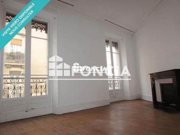 Location Appartement 2 pièces 52.8 m² - 1 RUE ANDRE REAL Grenoble 38000