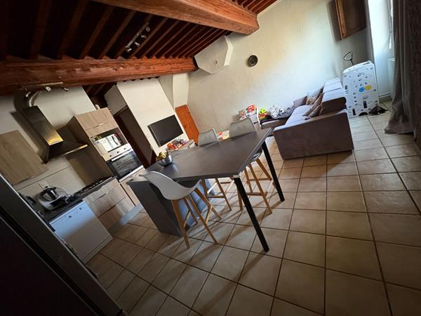 MAISON DE VILLE - NEYRON