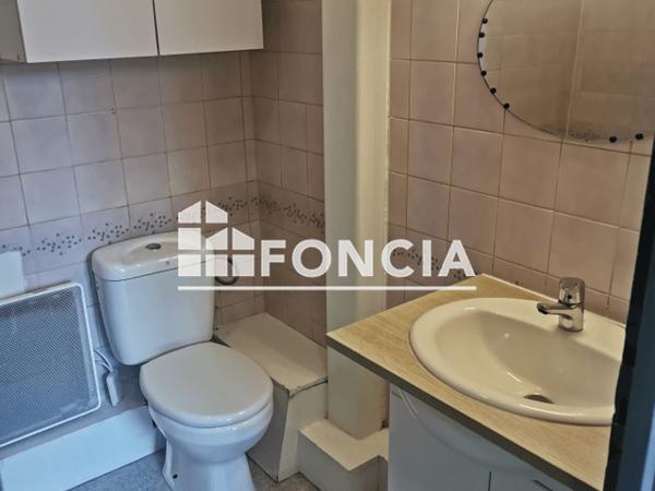Location Studio 29.39 m² - 30 RUE STANISLAS Nancy 54000