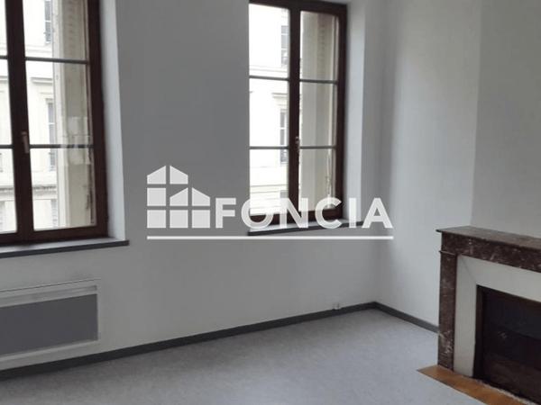 Location Studio 29.39 m² - 30 RUE STANISLAS Nancy 54000
