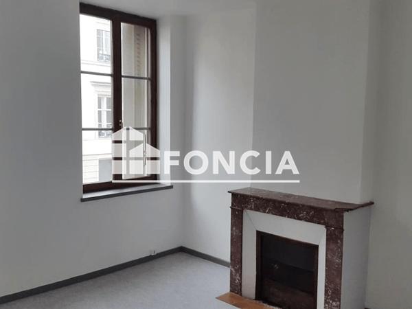 Location Studio 29.39 m² - 30 RUE STANISLAS Nancy 54000