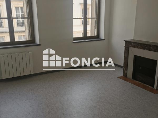 Location Studio 29.39 m² - 30 RUE STANISLAS Nancy 54000
