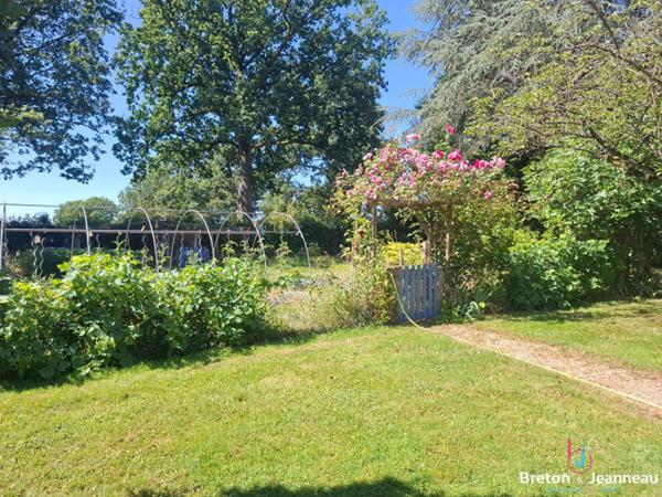 Maison familiale entre ville et campagne - Secteur Mayenne