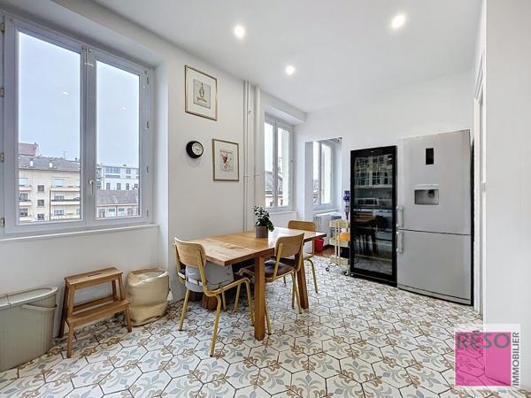 APPARTEMENT TYPE HAUSSMANNIEN