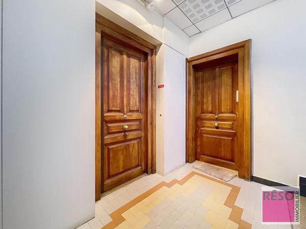 APPARTEMENT TYPE HAUSSMANNIEN