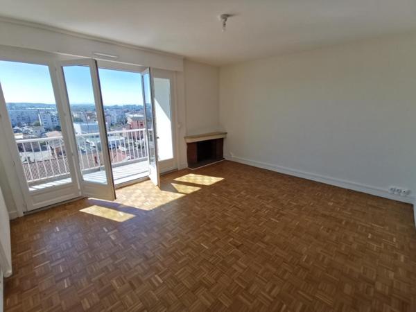 T3 Traversant Rénové Quartier Patte d'Oie