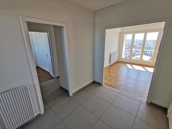 T3 Traversant Rénové Quartier Patte d'Oie