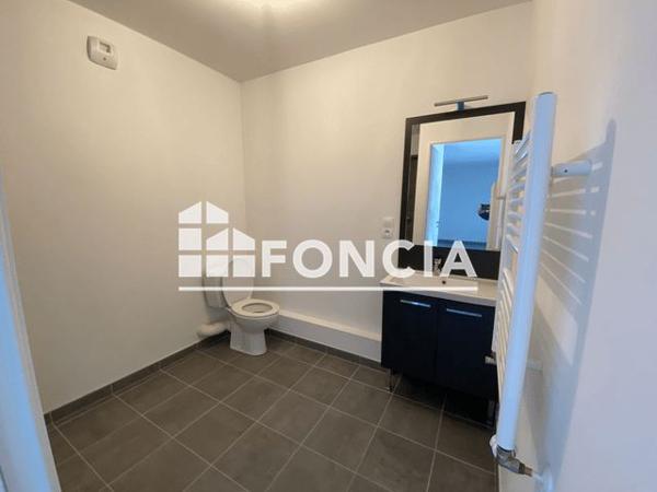 Location Appartement 2 pièces 40.7 m² - 32 AVENUE DE LA LIBERATION Reze 44400