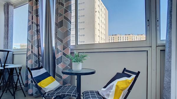 Bel Appartement T3 traversant de 65 m2 à Port-de-Bouc