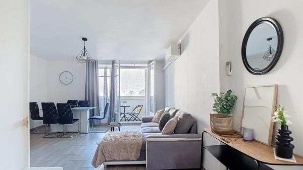 Bel Appartement T3 traversant de 65 m2 à Port-de-Bouc