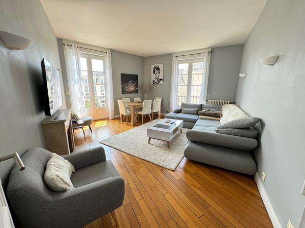 BLOIS APPARTEMENT DE 84m² AVEC UNE VUE PANORAMIQUE SUR LA LOIRE !