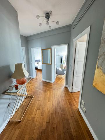 BLOIS APPARTEMENT DE 84m² AVEC UNE VUE PANORAMIQUE SUR LA LOIRE !