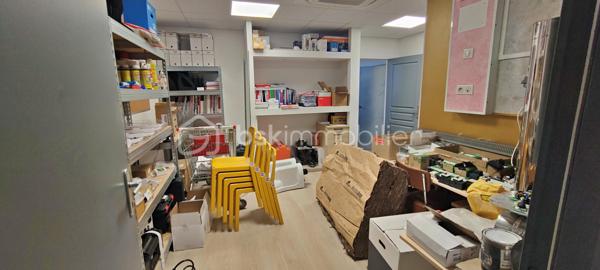 Local d'activités de 246 m²