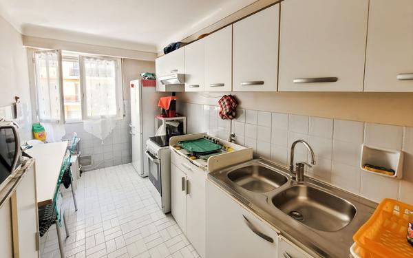 Appartement à vendre    2 pièces • 47 m2 Nice