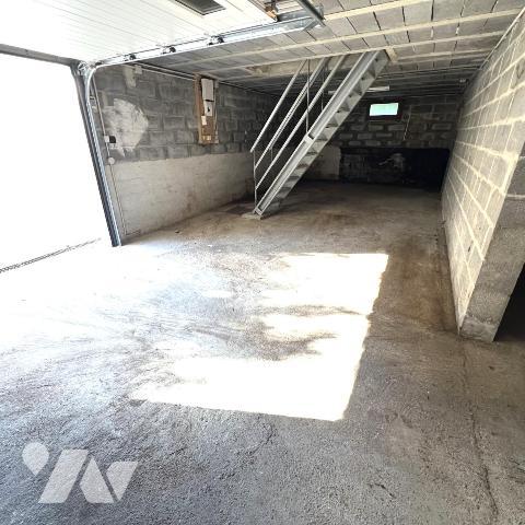 Pavillon 4 chambres avec sous-sol total - secteur résidentiel