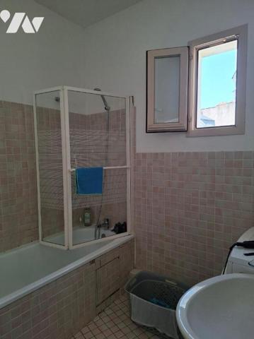 HYPER CENTRE APPARTEMENT TYPE 2  superficie habitable 49 m2