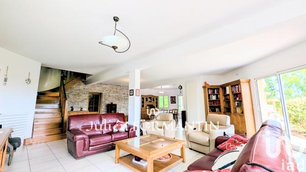 Maison à vendre 7 pièces 296 m² Magny-le-Hongre