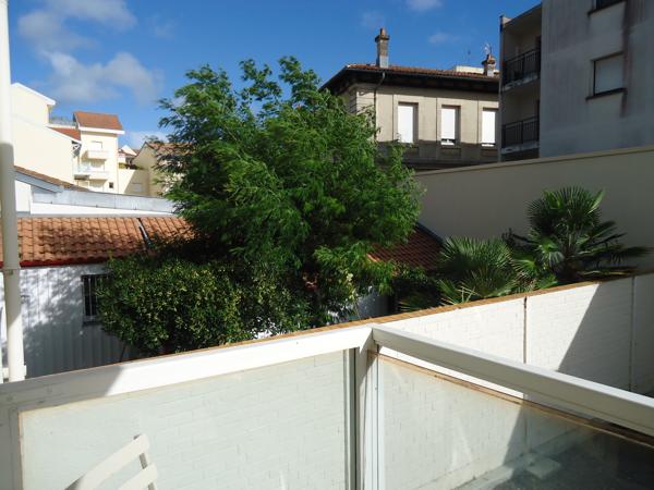 Appartement
                                                                                                                                                                                                                                                                                                                        3 pièce(s)                                                                                                                                                                                                          2 chambre(s)                                                                                                                                                                                                          55  m²