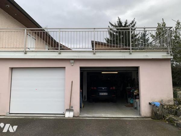 MAISON A VENDRE - ORNEX - 7 pièces - 366 m2 - Terrasse 140 m2 - Garages - Cour - Terrain 1.685 m2 - 