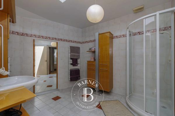 Sergy, Maison 4 Chambres -  202 m² à vendre