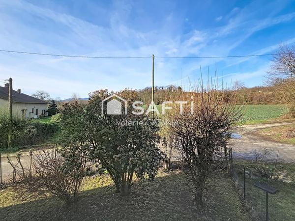 Moirans - Maison mitoyenne de 124m², 3 chambres, terrain environ 490m²