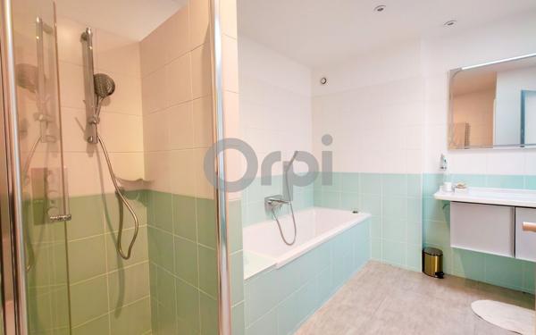 Maison à vendre    5 pièces •  La Rochelle