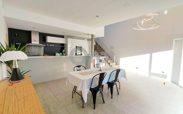 Maison à vendre    5 pièces •  La Rochelle