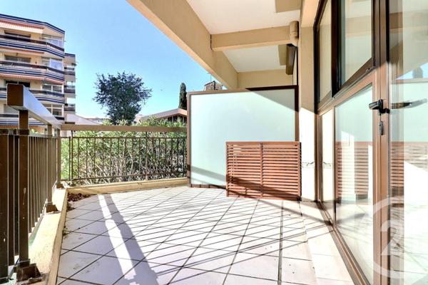 Appartement T3 à vendre  3 pièces - 47,14 m2 FREJUS - 83