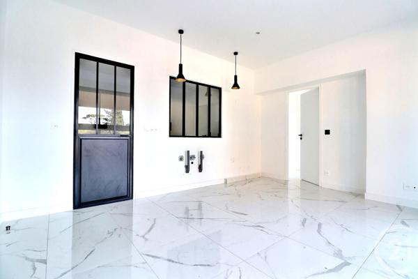 Appartement T3 à vendre  3 pièces - 47,14 m2 FREJUS - 83