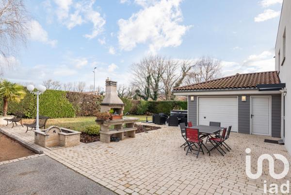 Maison à vendre 10 pièces 300 m² Claix