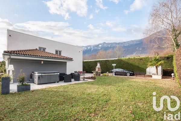 Maison à vendre 10 pièces 300 m² Claix