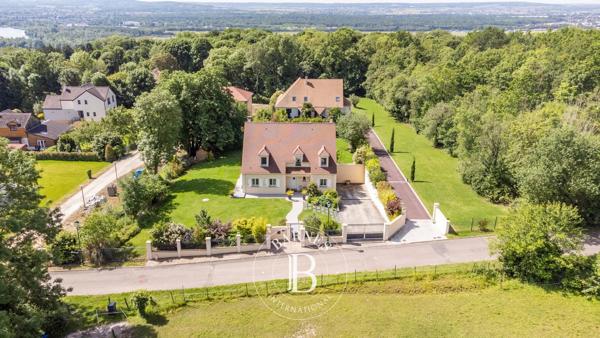 Vaux-sur-Seine, Maison 5 Chambres -  196 m² à vendre