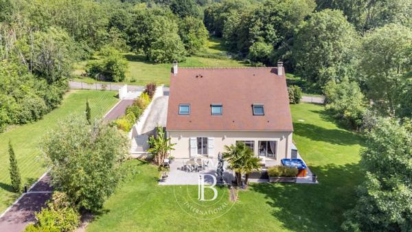 Vaux-sur-Seine, Maison 5 Chambres -  196 m² à vendre