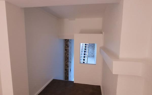 Appartement à louer    2 pièces • 59,53 m2 Clamart