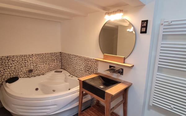 Appartement à louer    2 pièces • 59,53 m2 Clamart