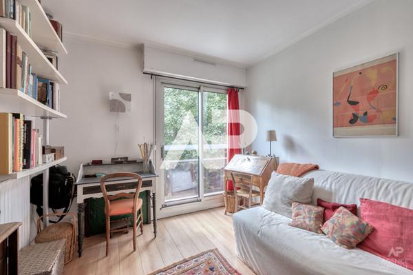 Appartement Rueil Malmaison 4 pièce(s) 76,1 m2 €395 000 ** - Référence 19505