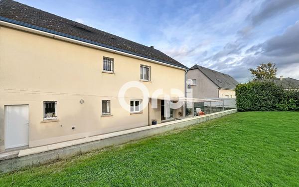 Maison à vendre    7 pièces • 152 m2 Saint-Pantaléon-de-Larche