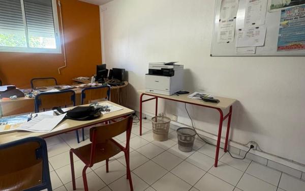 Appartement à vendre    5 pièces • 63 m2 Les Abymes