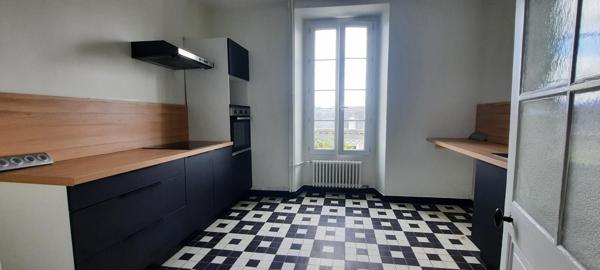 Appartement 4 pièces de 95 m² à Laval