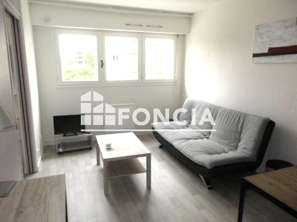 Location Appartement meublé 2 pièces 34.12 m² - 14 ET 16 PASSAGE DES ALLIES Pau 64000