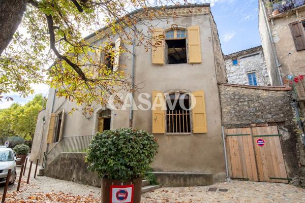 Vente Maison 10 pièces de 400m² - 30610 Sauve